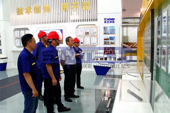 15374075658263.jpg 151908y38j8rfdqsreeuez.jpg